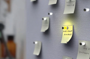 Напоминания по СМС и электронной почте